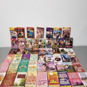 52 Ladies Romance Novels Harlequin, daniel steel, nora robberts, sandra brown